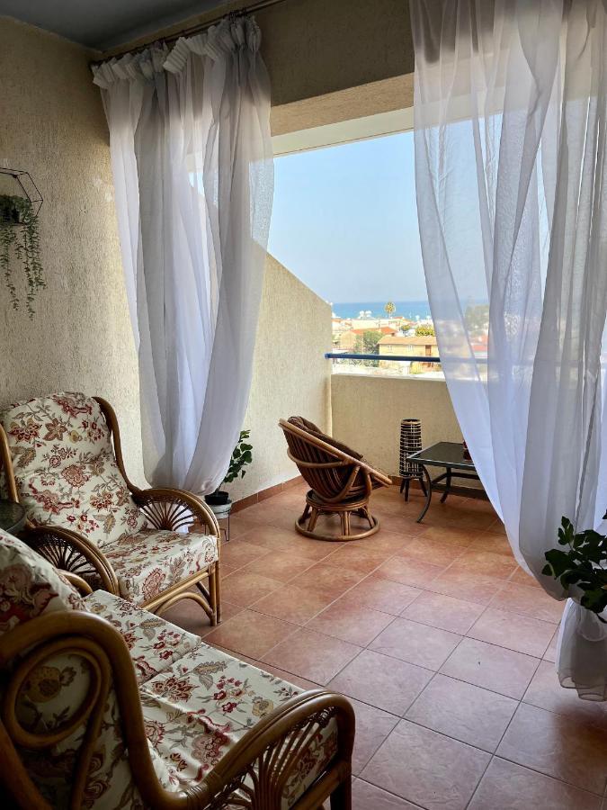 Carisa Holiday Rooms Lárnaka Eksteriør bilde