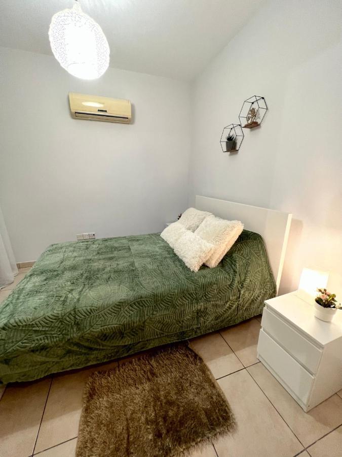 Carisa Holiday Rooms Lárnaka Eksteriør bilde